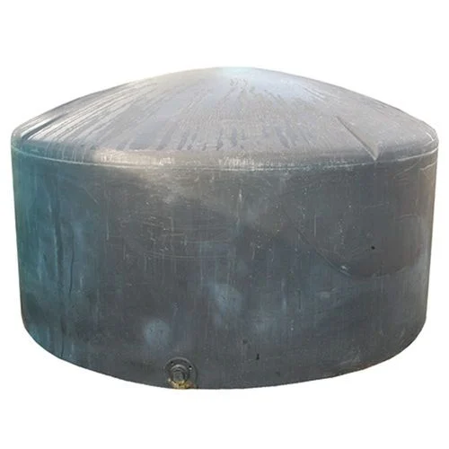1,100 Gallon Norwesco Black Vertical Tank