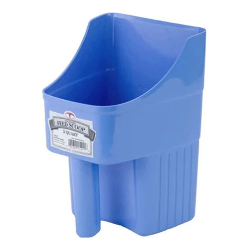 3 Quart Blue Feed Scoop, Enclosed