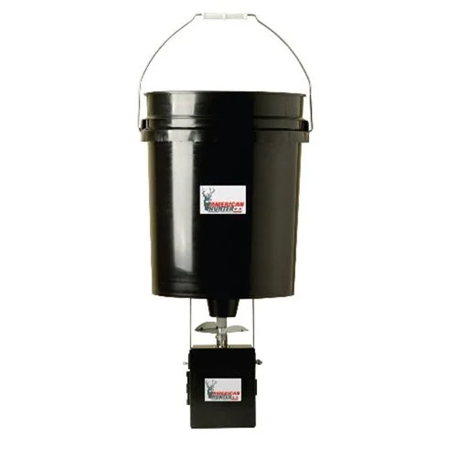 5 Gallon Hanger Feeder, 40 Lb. Capacity, Photocell Timer
