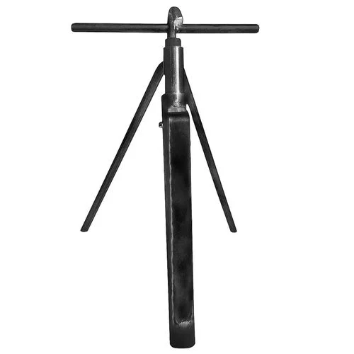 8" Tall Cast Iron Dutch Oven Lid Holder Stand