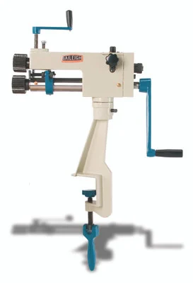 Baileigh Manually Operated Bead Roller with 22 Gauge Capacity (1000936)