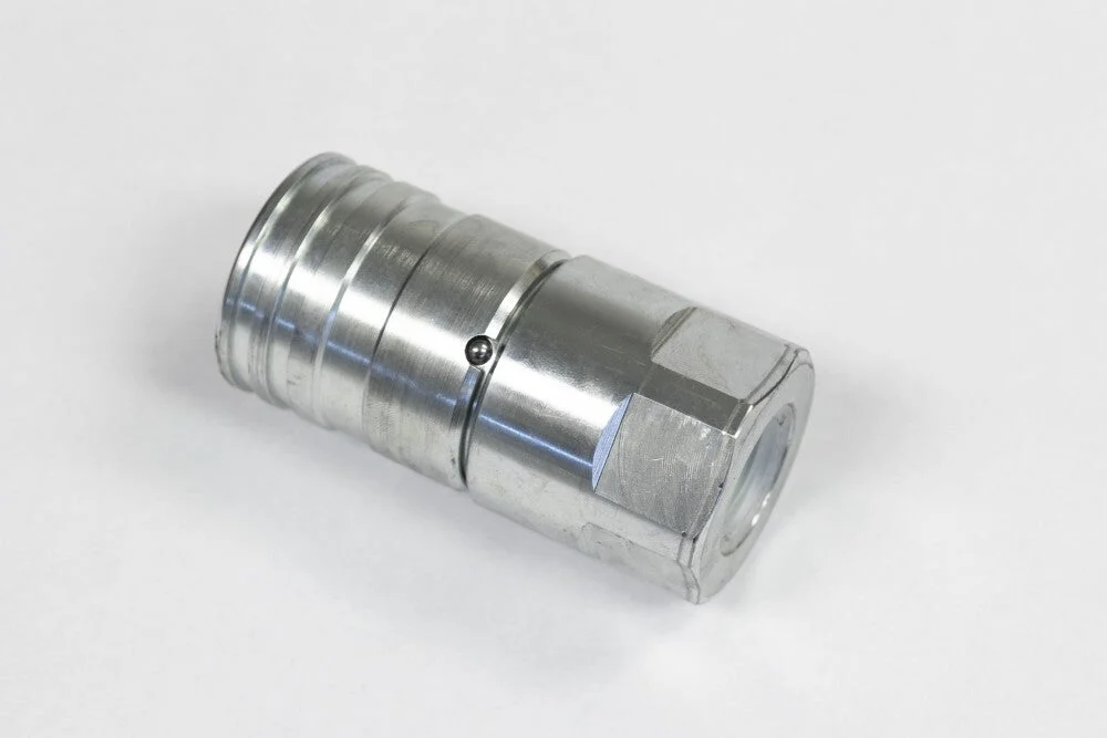 Coupler, Female Flat Face, 3/4" Body, 3/4" Oring#12 (Kubota 75-3)