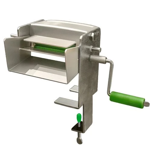 Hand Crank Pea Sheller
