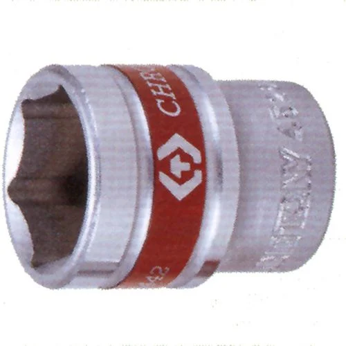 King Tony 1/2 x 5/8 Chrome Socket