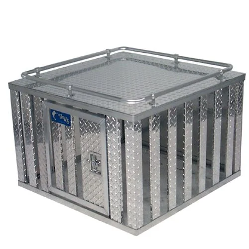 UWS Aluminum Dog Box, Single Door, 36 In. x 36 In. x 24 In.