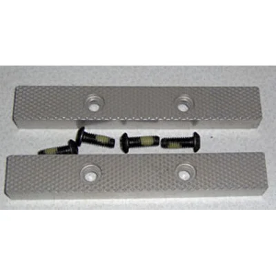 Wilton Replacement Serrated Jaw Inserts For Vise 21300 (21300-03)